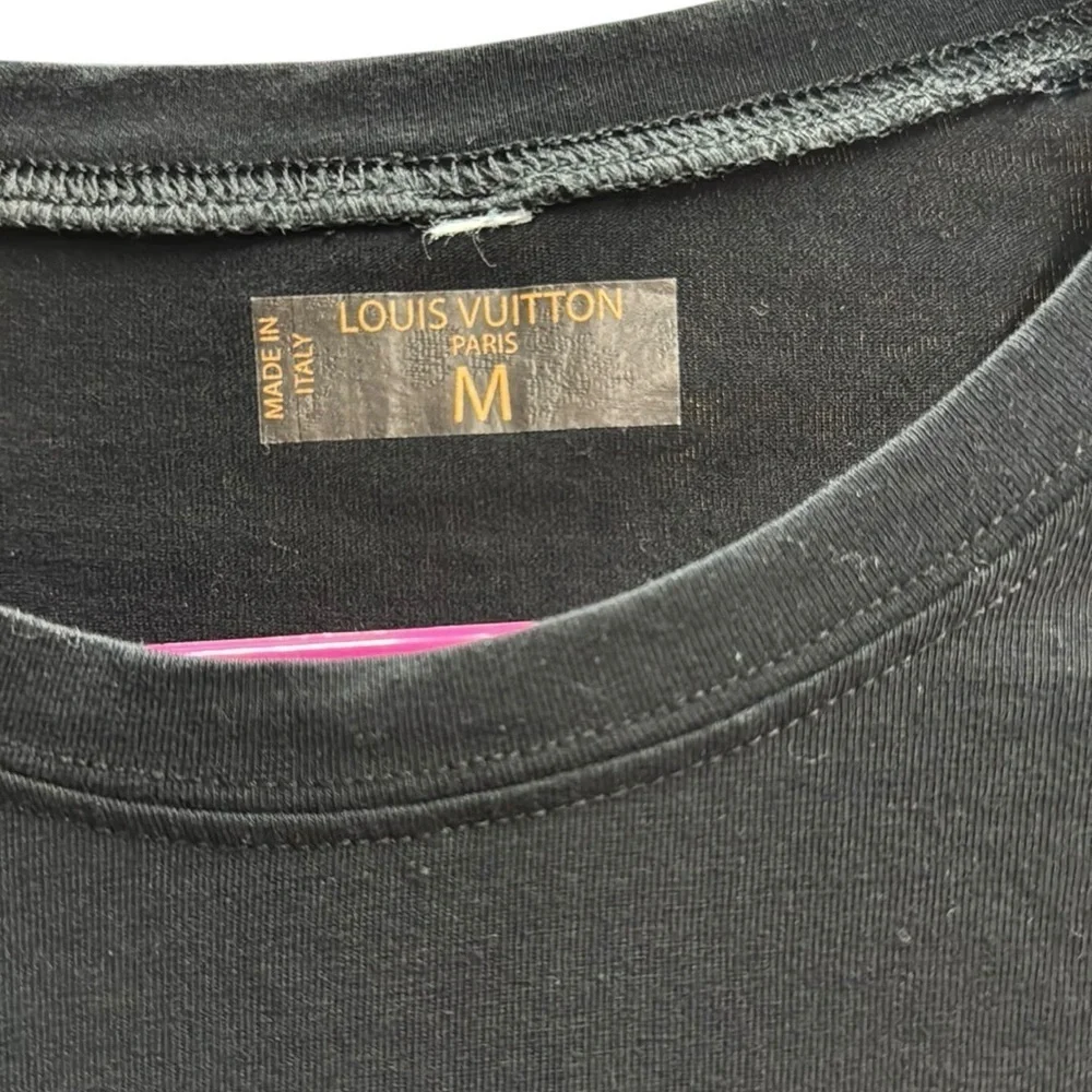 Louis Vuitton. Black Fitted Long Sleeve T-Shirt - Picture 4 of 8